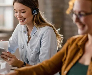 Satış talepleri, teknik sorular veya ürün danışmanlık hizmetleri için uzman ekibimiz her zaman yardımcı olmaktan memnuniyet duyar.